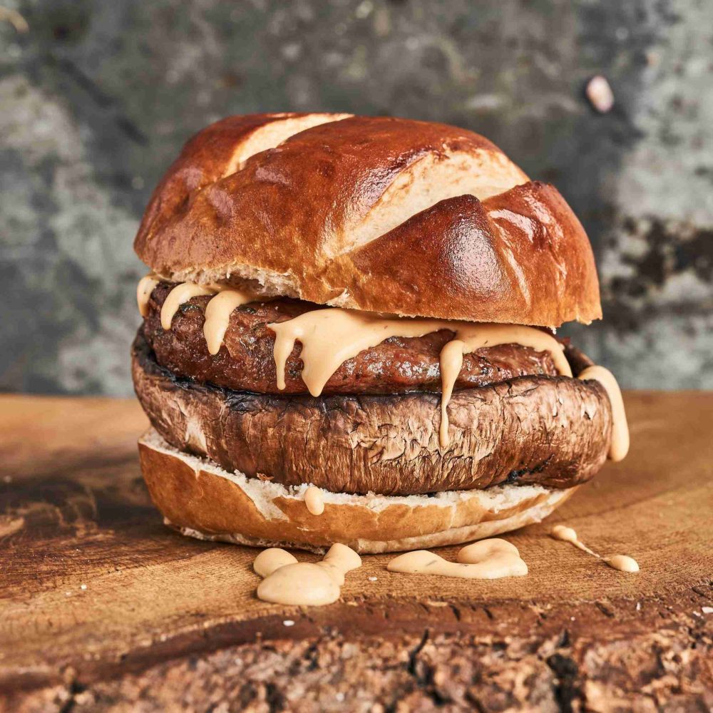 Beef & Bacon Burgers | 6oz | 4 Pack - Image 2