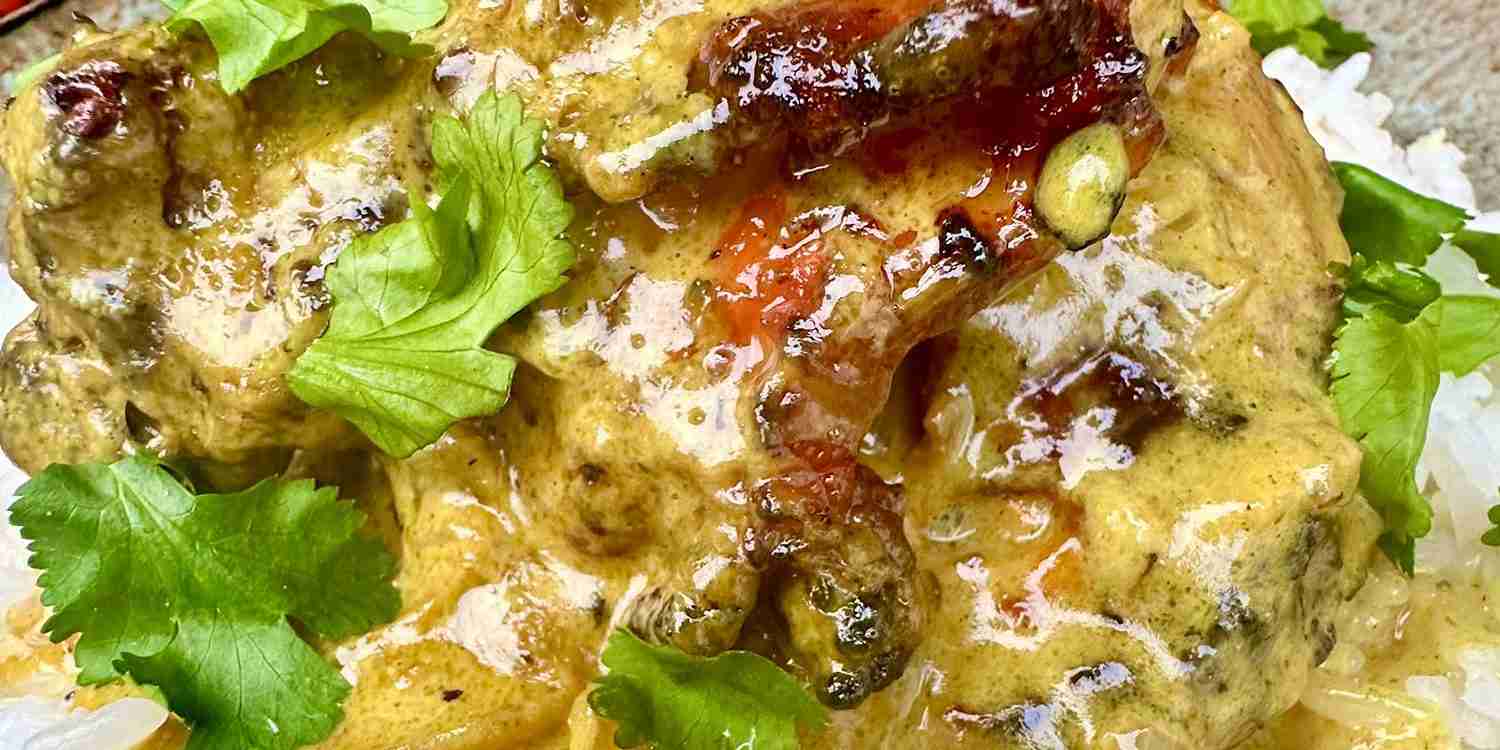 korma butter chicken dish